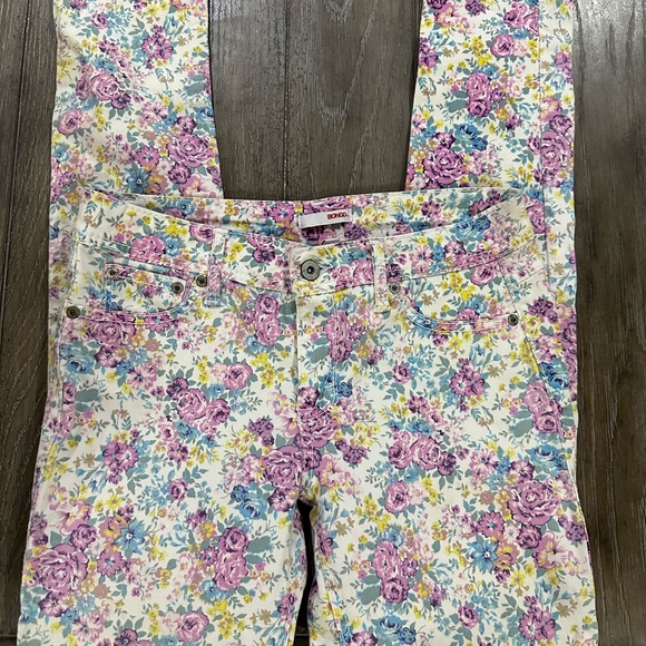 Bongo Floral Skinny Jeans - Picture 2 of 12